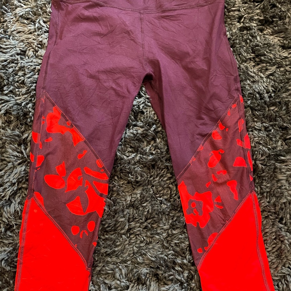 Fabletics size large GUC